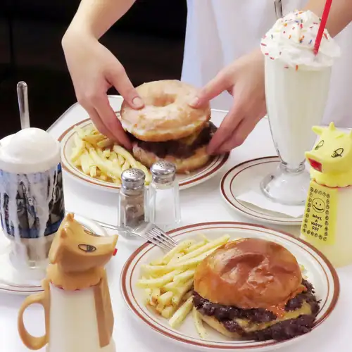【◇本場アメリカの味◇】大満足のアメリカンサイズバーガー!