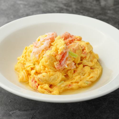 Stir-fried crab meat and egg