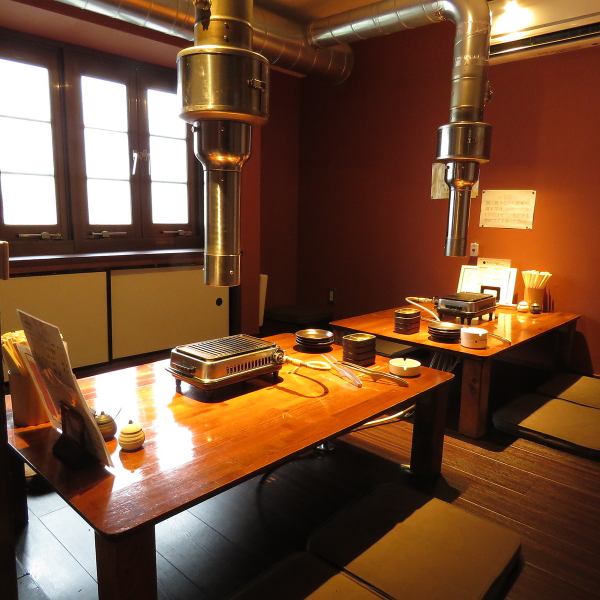 Relaxing space.From the table seat, the counter seat, the cushion seat to the private room.You can use it according to the scene.It is also possible to visit once and use it for banquets ♪