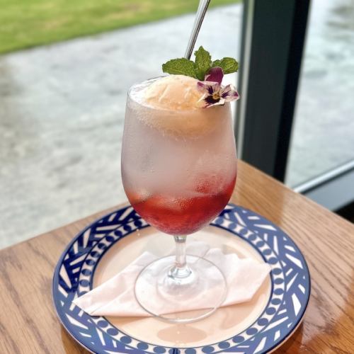 あまりんのクリームソーダ