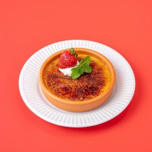 いちごとピスタチオのクレームブリュレ