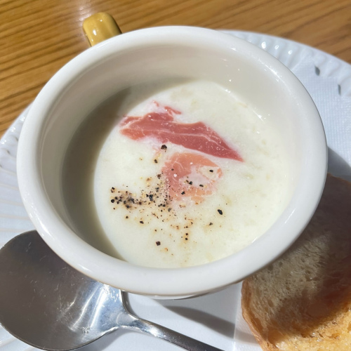 新玉ねぎのポタージュ