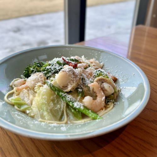 帆立と海老のペペロンチーノ