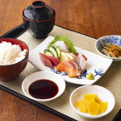 [Direct from the market] Sashimi set meal