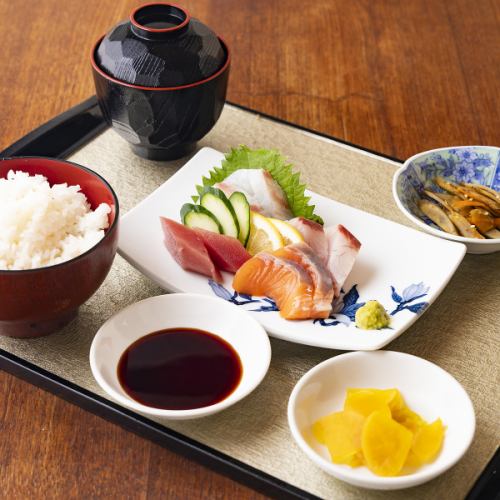 [Direct from the market] Sashimi set meal