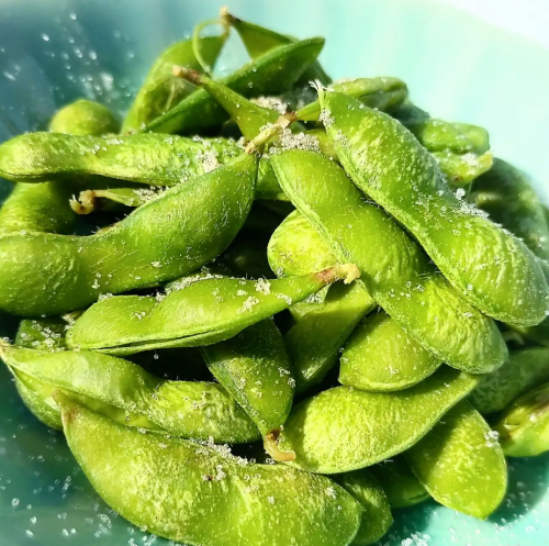 Hot boiled tea beans in salt