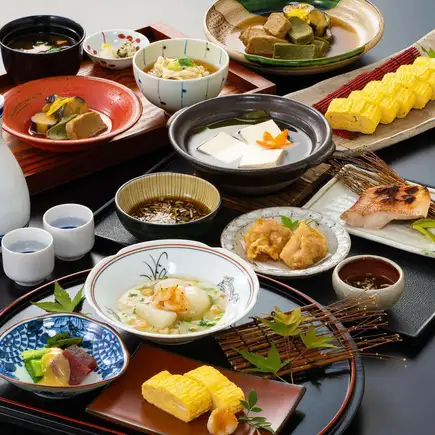 [Starting November 1st] [Obanzai Course] Enjoy seasonal ingredients (includes 3 types of local sake, draft beer OK, 2-hour all-you-can-drink)