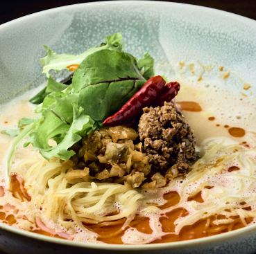 花車　「汁あり」　「汁なし」　担々麺