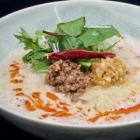 花車　汁あり　担々麺
