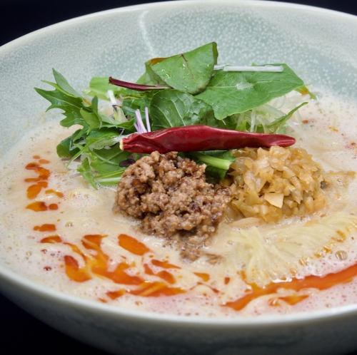 花車　汁あり　担々麺