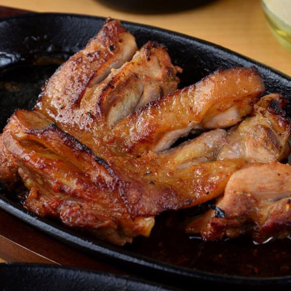 誕生日 記念日特典 サプライズ演出無料 デザートプレートにメッセージ 音響 照明も 串だいにんぐ 炭焼浪漫家 京都八条口店