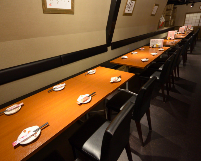 The entire floor can be reserved for up to 30 people! Many courses with all-you-can-drink are also available!