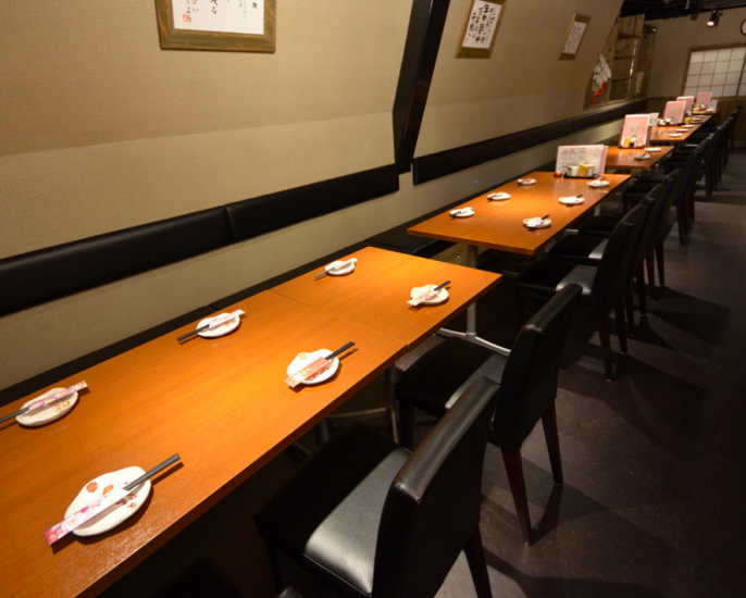 30名様までOKのフロア貸切！飲み放題付コースも多数ご用意！