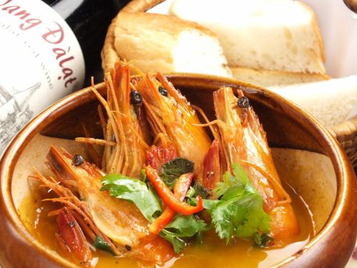 Tomco (Simmered Crab Miso with Headed Shrimp) with Bucket