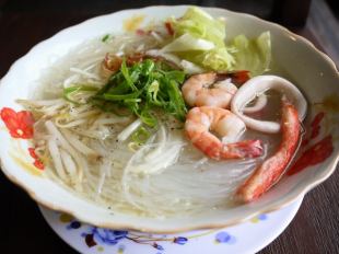 Mien Haisan (seafood soup vermicelli)