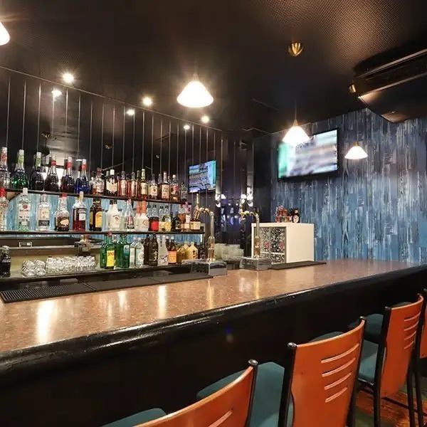【毎日AM5:00まで営業中◎】駅チカ・アクセス便利◎お得に楽しめる飲み放題プランもご用意しています！バーテンダーが作る本格カクテルやドリンク60種類以上！2次会・合コン・女子会などシーンに合わせたお得なクーポンも配信中♪