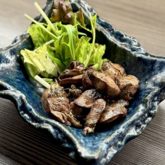 烤雞心和沙丁魚