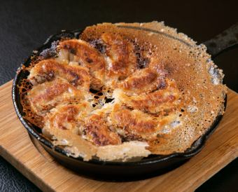 神戸味噌だれ 羽根餃子