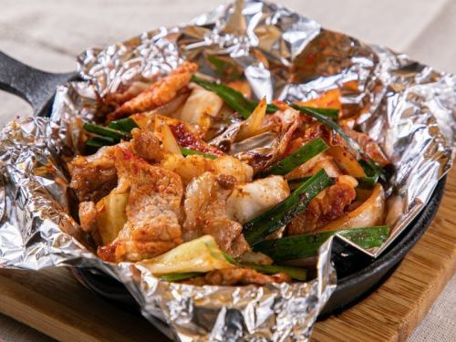 茶美豚と本格キムチの炒めもの