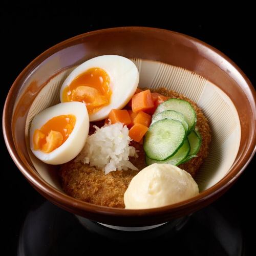 牛肉コロッケのポテサラ