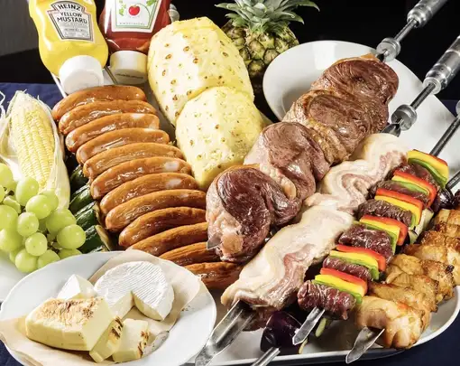 【秋の贅沢プラン】国内最多22種シュラスコ食べ放題＆飲み放題付　120分 6600円→6000円
