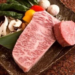 『国産和牛の鉄板焼き』