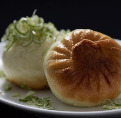 Baked Xiaolongbao (2 pieces)