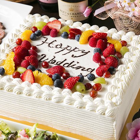 特別な日のお祝いはケーキ持ち込みOK◎バースデープレートのご用意も可能です♪