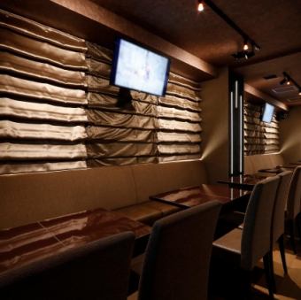 少人数から団体様（最大28名様）まで対応可能なお席もご用意しております。