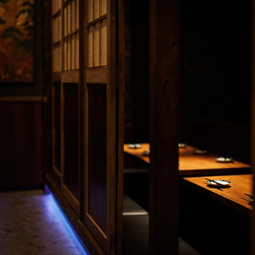 在有門的私人房間放鬆身心！成人專屬的私人空間