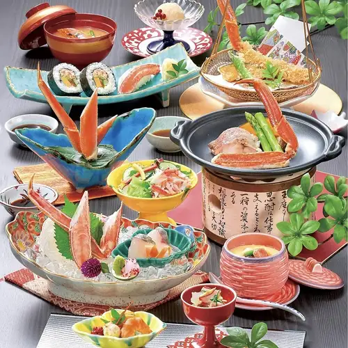 以螃蟹和日本料理為特色的標準懷石料理：流冰