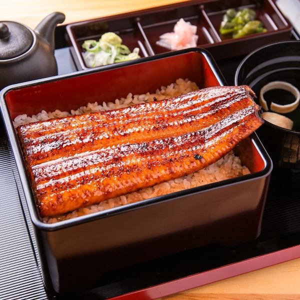 [◆Enjoy at home◆] Take out our special eel rice bowl! Same price as in-store, and you can order from just one piece♪