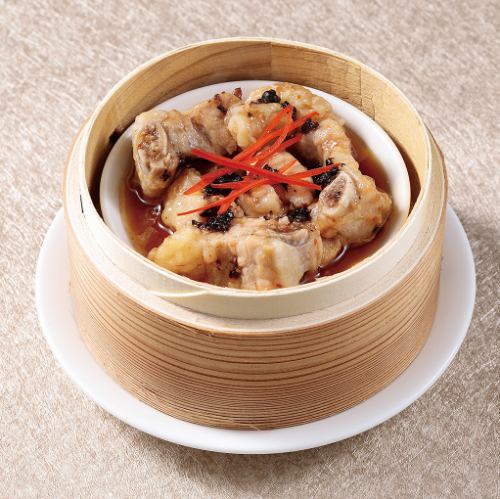 スペアリブの黒豆味噌蒸し
