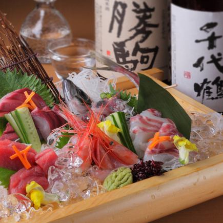 □ 3小时无限畅饮(含生啤)【凛套餐】三重县产大龙虾、海鲜火锅等 11,000日元 → 9,999日元