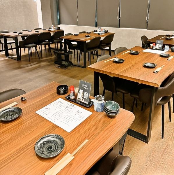 落ち着いた雰囲気の店内は様々なシーンでご利用いただけます♪