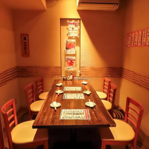 【寛げる個室をご用意】