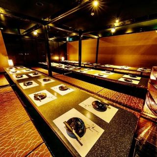 【各席違った雰囲気のデザイナーズ個室席】大人の為の落ち着いた雰囲気となっております。2名様~80名様までご利用可能な完全個室席は天神駅で接待や女子会、合コンなど各種宴会に最適なプライベート個室空間♪お得な宴会コースプランもご予算に合わせて3000円~ご用意。誕生日や記念日にお得なサプライズ特典もご用意◎◎ 