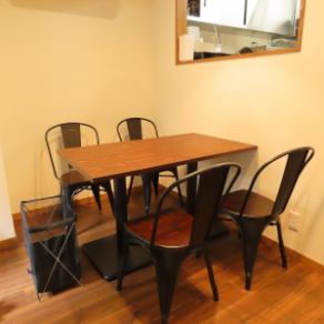 テーブル席です。