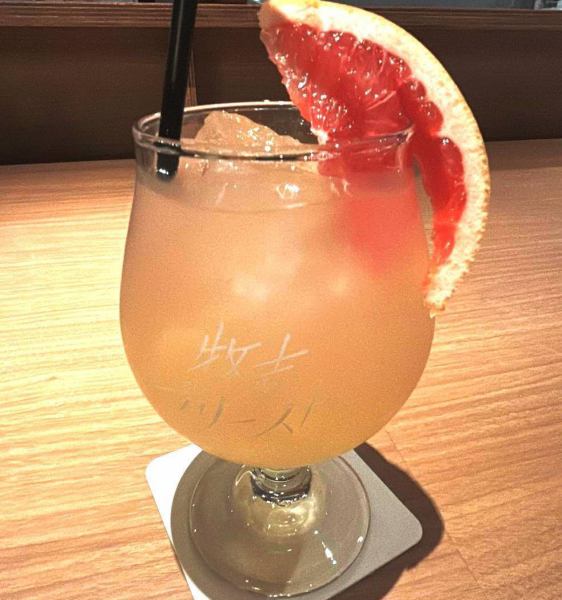 13名様～20名様で貸切も可能です◎飲み会や打ち上げなど、大人数様でもご利用いただけます♪こだわりのお料理にお好みのドリンクを合わせてお楽しみくださいませ。