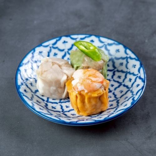 焼売 (肉・海老・青唐)