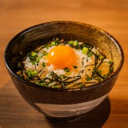 地鶏出汁醤油の卵かけごはん