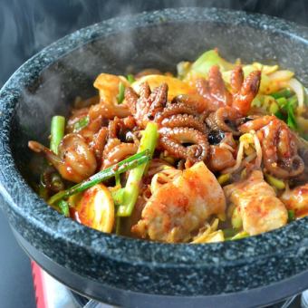 石鍋チュクミサムギョプサル定食