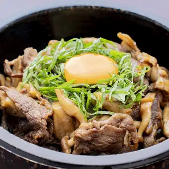 【期間限定】石焼月見焼肉丼