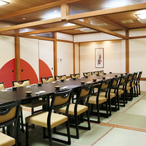 [Private room (table seating)] The basement ``Myojin-no-ma'' is ideal for banquets and entertainment for 4 to 8 people.It is also ideal for a dinner after visiting the shrine.The room is a Japanese-style tatami room, but if you wish, you can also have a table seat.