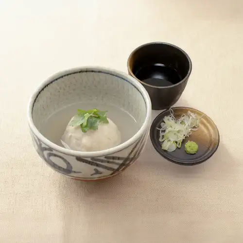 정성스럽게 반죽 한 주근깨
