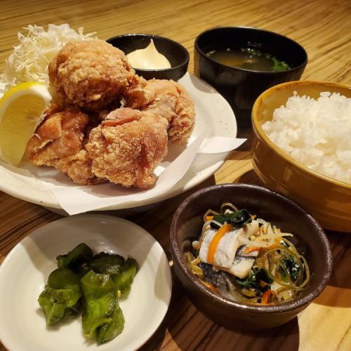 金賞唐揚げ3種定食