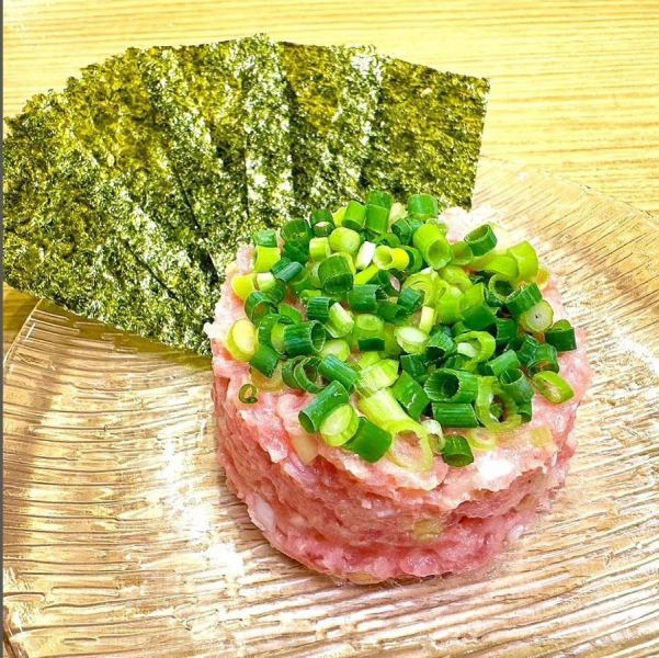 日本酒・焼酎がすすむ！極上の逸品料理も多数ご用意しております。