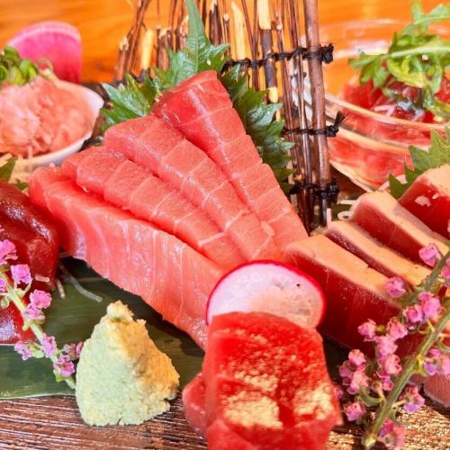 Enjoy sashimi and carpaccio on one plate with the rare platter