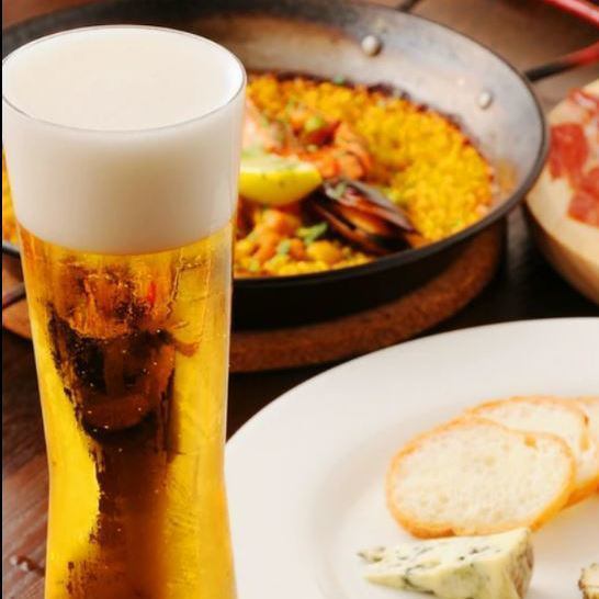 豊富にお酒を取り揃えておりますのでお気軽にご利用ください！