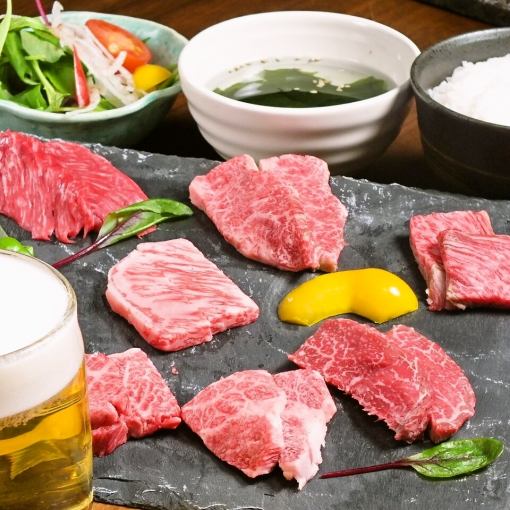 【昼宴会/1ドリンク付】お店一押し!極上黒毛和牛7種盛りセット2000円(税込)